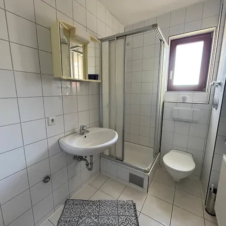 Monteurhaus Pensionat Hohenstadt (Goppingen)